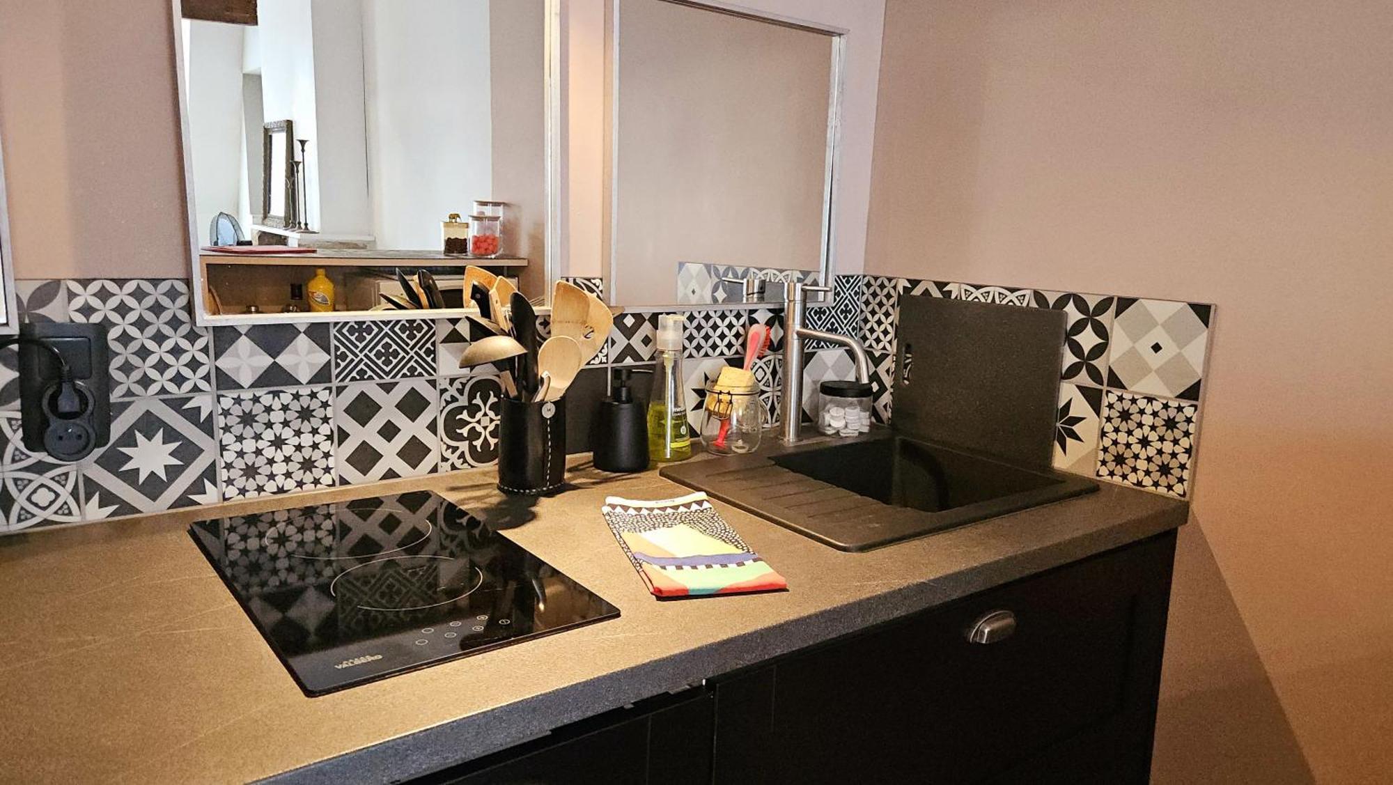 Au Calme En Vieille Ville - Proche Lac - Ambiance Esprit Brocante Annecy Ngoại thất bức ảnh